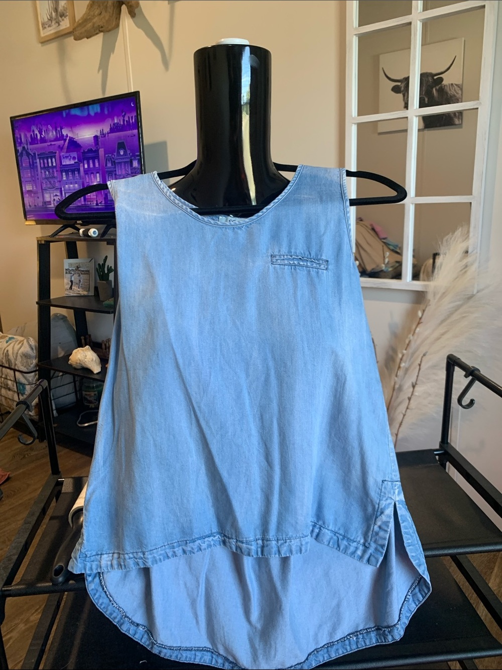 #24 She + Sky Light Blue Chambray Scoop Neck High-Low Tank Top